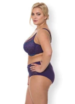 Bestform Bügel-BH Mit Spitze "Luccia" | Lila 12 Bestform Bügel-BH Mit Spitze "Luccia" | Lila -Miracle Woman Verkäufe B gel BH mit Spitze Luccia lila side min 1280x1280