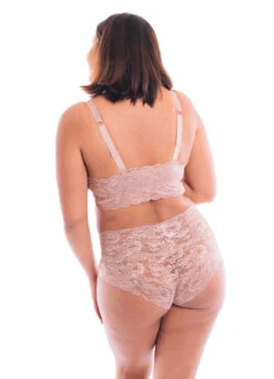 Cosabella High Waist Slip Spitze "Never Say Never" | Mandorla -Miracle Woman Verkäufe Curvy Sweetie Bralette Never Say Never mandorla hinten minwZ6I2SQWwpOtd 1280x1280