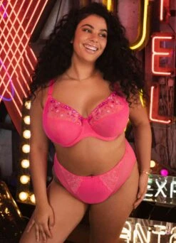 ELOMI Plunge Bügel-BH "Amorous" | Candy 11 ELOMI Plunge Bügel-BH "Amorous" | Candy -Miracle Woman Verkäufe Elomi Charley Candy BH und Slip Shop Image vorne 1280x1280