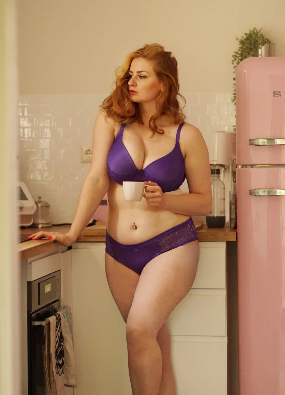 Schalen-BH Mit Bügeln "Ivette" | Ultraviolett 3 Schalen-BH Mit Bügeln "Ivette" | Ultraviolett