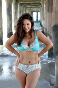 Bikini Top Mit Bügeln "Marisol" | Türkis / Gold -Miracle Woman Verkäufe Marisol Set mit neuem Slip retuschiert lVwItdJc5Vn3zp 1280x1280