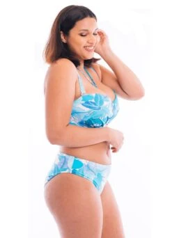 Bandeau Bikinitop "Leaves" | Türkis 17 Bandeau Bikinitop "Leaves" | Türkis -Miracle Woman Verkäufe leaves bandeau bikini 3 1280x1280